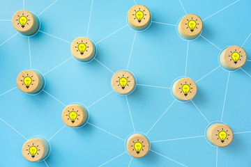 我和朋友2人准备到重庆大足石刻玩3天。。自助的  是学生。。那有便宜的住宿不？