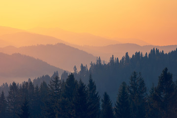 汽车轮胎胎压多少正常范围