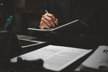 冷天汽车启动困难怎么回事