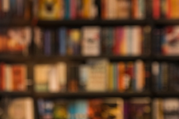 汽车轮胎胎压多少正常范围